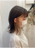 20代30代大人かわいいミルクティーベージュインナーカラー