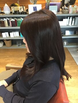 ラビアンフルール(La vie en Fleurs) ツヤツヤロングヘア