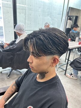 イーラ アメ村店(era) センターパート