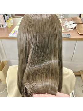 エイト(EighT) EighT オリーブ