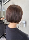 コンパクトミニボブ×ベージュカラー