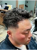 MEN’S HAIR/サーフカール/刈り上げセンターパート/<理容室>