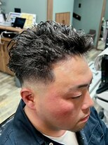 スタンドバーバー 柏(STAND BARBER)&nbsp;MEN’S HAIR/サーフカール/刈り上げセンターパート/<理容室>