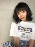 大人かわいいフェザーバング【イルミナカラー】カーキグレージュ
