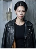 大人の黒髪センターパート