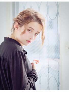 ヘアアンドメイク エジェリ(hair&make egerie) 波ウェーブのニュアンスアレンジ ダブルカラー 恵比寿