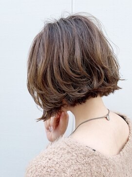 ルーファス 恵比寿 渋谷(Ruufus) 大人のハイライトカラーボブ【Ruufus恵比寿渋谷】31512