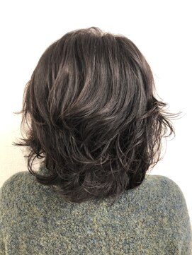 アット(atto) ゆる巻きパーマ