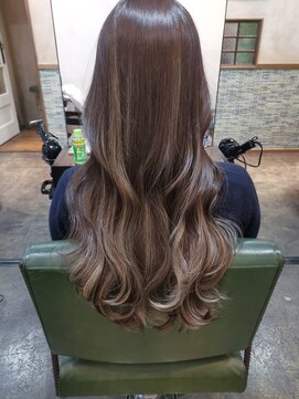 エクー(ECOO) 『　　スモーキーベージュハイライト　　』　guest snap ECOO