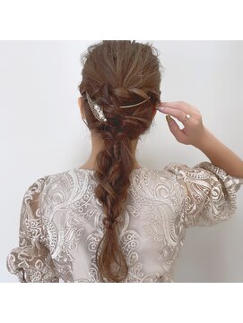 リノショアーズ 日本大通り店(RINOSHORES) ブラウンベージュツイストウェーブ王道編み下ろしスタイルmaaya