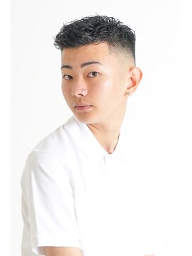 にもう 濡れパンアイロンパーマワイルドアップバングベリーショート2022