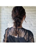 編み下ろしヘアアレンジ
