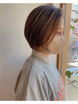 ツイギー 宮西店(TWiGGY) インナーカラーと前下がりボブ