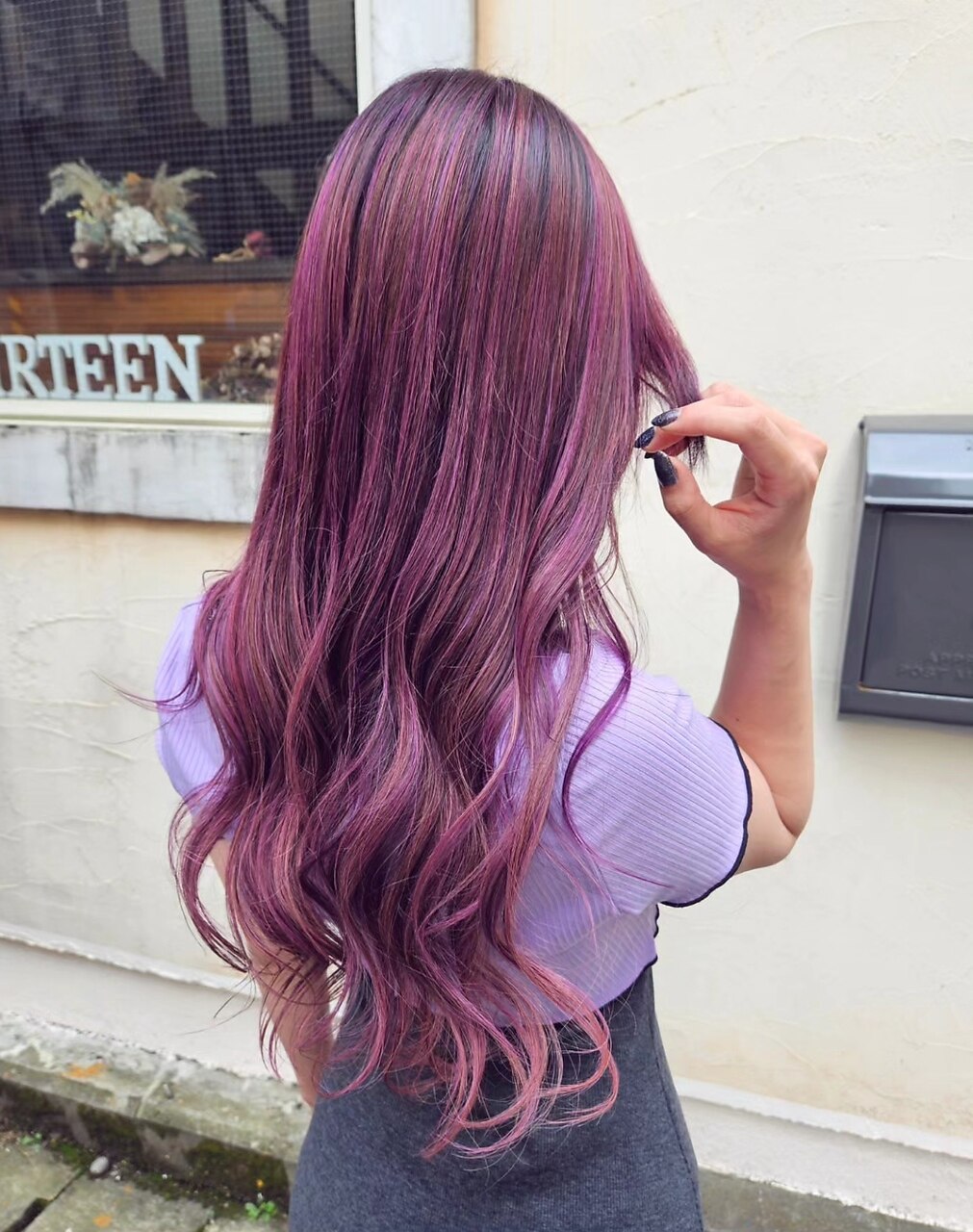 5大容量☆派手髪 超ピンク!! かぶらない美しさを演出☆ ボルドーカラー🌷🌷🌷 • 0.5ブリーチでバージン毛から 発色の