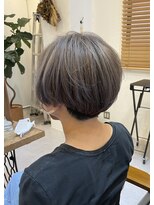 チリンバイロストシティー(Chillin by LOSTCITY)&nbsp;グレージュカラーブリーチカラー髪質改善