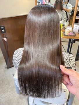 ムーブ(Moob) グレージュカラー艶感UP髪質改善質感UP【別府】