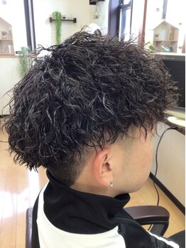 ヘアーラボノブ(Hair Labo NoBu xx)の写真/素材を魅力に変える技術で自分らしく似合うヘアに！ツイスト・スパイラルパーマなら毎日のセットも簡単に☆