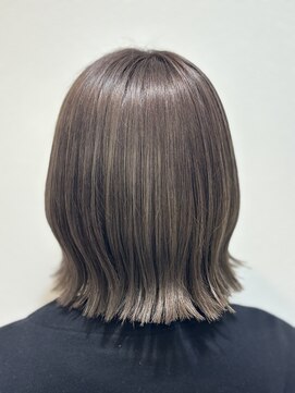 フラット 千葉(Flat.) グレージュ、外ハネスタイル【千葉】