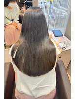 ジエクト アイロ(The Ect ilo)&nbsp;髪質改善ストレート フェミニンロング 似合わせカット 潤艶