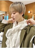 マッシュショート丸みショートボブくびれショート金髪ショート