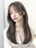 キチ(kiti)&nbsp;【透明感ベージュカラーのストレートヘア】