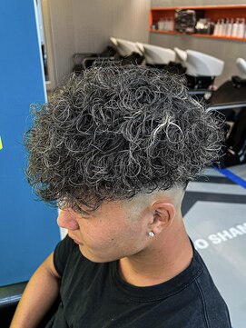 ダズルヘアラッシュ(DAZZLE hair RUSH) スペインカール~ホワイトメッシュ~