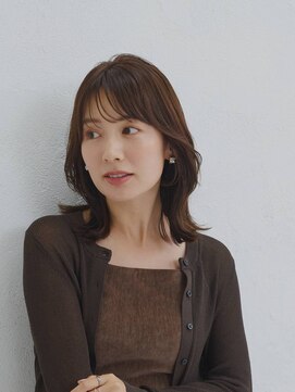 透明感ブラウン×ミディアムレイヤー