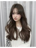 ヘーゼルベージュ　ブリーチなし　レイヤーカット　顔まわり
