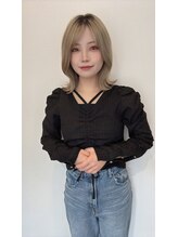 カラーリスト　上條あかね【松本市/ぱっつんボブ/ハイライト/髪質改善/白髪ぼかし】