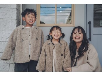 カルム(calm)の写真/肩に力を入れずに気軽に通えるアットホームなサロン《ｃａｌｍ》落ち着いた内装でよりリラックスできる♪