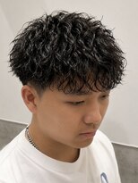 ラスト(LUAST)&nbsp;波巻きスパイラルパーマセンターパート波巻きパーマメンズサロン