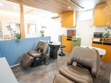 ヘアー ラルーチェ(Hair LulLuce)の雰囲気（フルフラットになるシャンプー台で首・肩・腰の負担を軽減。）