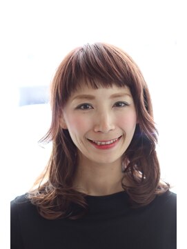 ニールス(Niels) フルバングで差をつける、ちょい個性派ミディアム