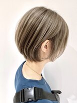 コーゾーギンザ 上野御徒町店(KOZO GINZA)&nbsp;【新保 優】ミルクティベージュ丸みショートボブ