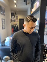 バーバー スタジオ ラフテル(Barber Studio RAFTEL) 七三スキンフェード