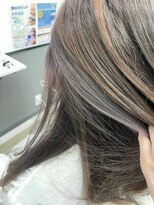 ツーウィークス プラス(2Weeks plus)&nbsp;ハイライト　イヤリングカラー