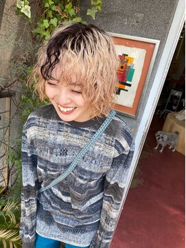 フィン(fin,) fin,/くびれヘア/似合わせカット/デザインカラー/ツートンカラー