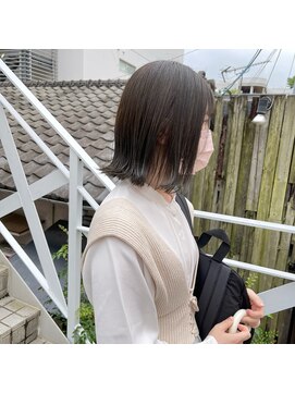 ミント(mint) オリーブグレージュ/オリーブ/ボブ/切りっぱなしボブ