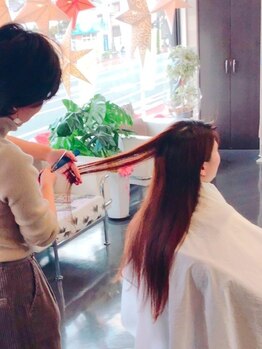 ヘアー ブブース(HAIR BO BOOSE)の写真/【女性スタッフのみ/居心地のいい空間】女性に嬉しいこと尽くしの贅沢サロン。大人女性から支持多数。