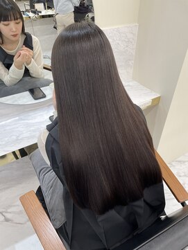 シェノン サントル(CHAINON CENTRE) ミディアムヘア/グレージュカラー/シルキーベージュ