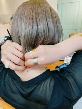 ロウバイレボ 柏(lou by revo) ショートボブ/ミニボブ/マッシュ/切りっぱなし/柏駅