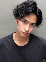 シルクレイ 新宿店(Silk-lei) ツイストスパイラル刈り上げアップバングセンターパート新宿