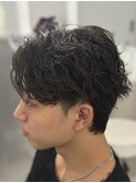 ニュアンスパーマセンターパートフェザーパーマ韓国メンズパーマ