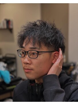 理容 うめむら バイク乗っても大丈夫ツイストパーマ