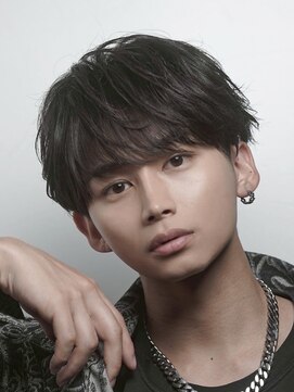 ナチュラル 渋谷(NATURAL) フェザーパーマ/スパイキーショート/サーフカール[メンズ/渋谷]