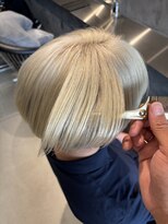 ユウシヘアー(Yushi Hair) ホワイトブロンド