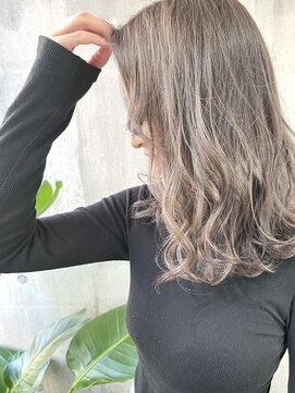 シャル オカチマチ 上野御徒町(shalu) ライトグレージュ