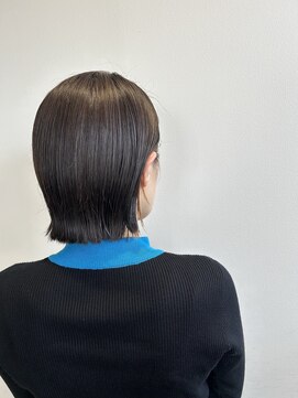 ソランテ(SOLLANTE) ぱつっと切りっぱなしボブ