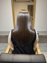 リムルバイアールエイチ(limuL by Яh)&nbsp;乾燥、ダメージが強かった髪も潤い輝くオリーブアッシュ