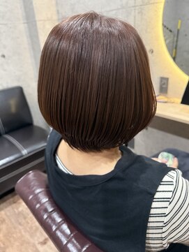 こんなところに美容室 ボブ×ピンク